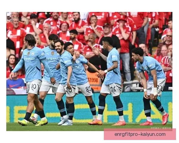 多萨里精彩射门方式引发热议，球队状态回暖迎来关键胜利